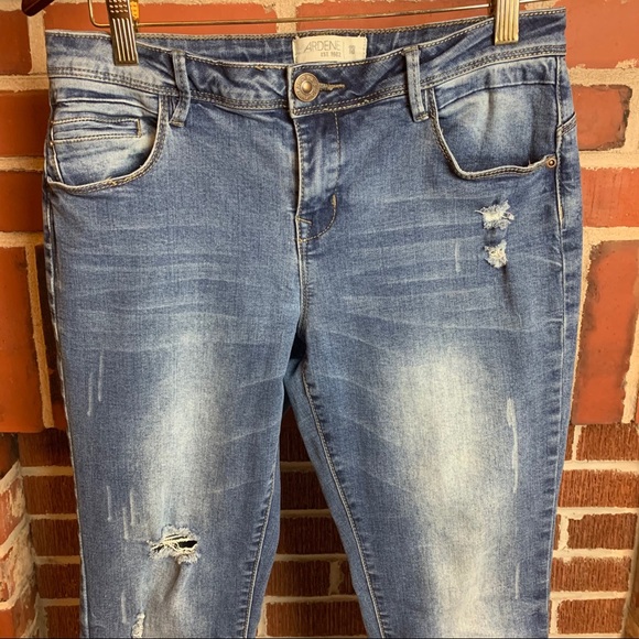 🍉Ardene Distressed Medium Wash Jeans, skinny, stretchy, juniors, Size 13 - Picture 3 of 6